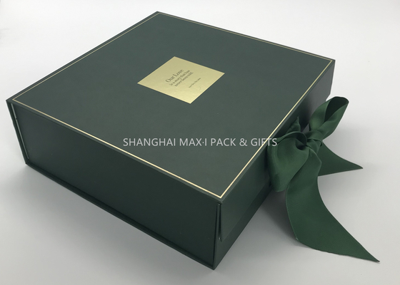 China As caixas de presente do cartão da mulher com fechamento do ímã, cartão pequeno encaixotam a impressão a cores completa de PMS fornecedor